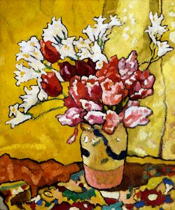Vase, tulipes et fleurs blanches