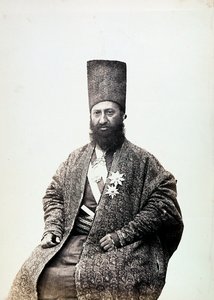 Un homme en costume traditionnel. Iran - Luigi Montabone