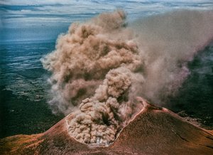 Volcan Momotombo au Nicaragua - Luis Marden