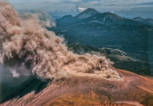 Volcan Momotombo au Nicaragua - Luis Marden