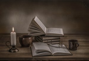 Livres à la lueur des bougies - Margareth Perfoncio