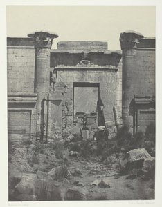 Médinet-Habou, Propylées du Thoutmoseum, Thèbes, 1849-51, imprimé en 1852