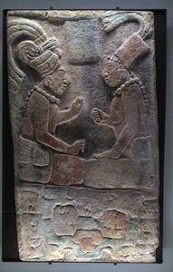Deux hommes assis, El Chicozapote, Usumacinta, Période Classique Tardive, 600-900 apr. J.-C.