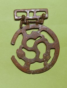 Décoration de ceinture trouvée à Saint-Denis, France - Merovingian