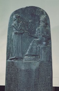 Figure en relief du dieu soleil Shamash dictant ses lois au roi Hammurabi sur son célèbre code de lois, période babylonienne ancienne, 1760 av. J.-C. - Mesopotamian