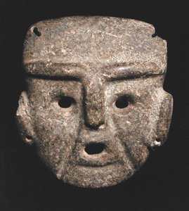 Masque, 300-100 av. J.-C. (pierre verte)