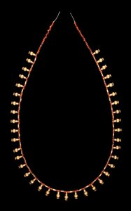 Pendentifs en forme de bouteille en or avec collier de perles de cornaline - Middle Kingdom Egyptian