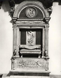 Monument au Comte Ugo (d.1001) Margrave de Toscane (marbre) (photo n/b)