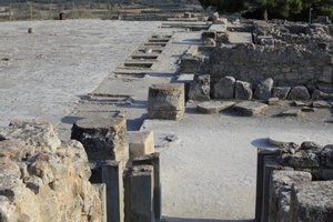 Site archéologique minoen de Phaistos, vue générale des sanctuaires de l