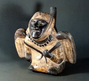 Art précolombien, culture mochica (Moche) : vase anthropomorphe représentant un homme ailé - Moche Moche