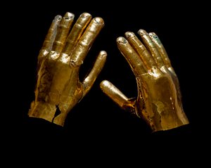 Art précolombien, culture mochica : mains funéraires en or. 200-500 après JC Lima, Musée de l