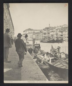 Gondoles le long du Grand Canal à Venise - Neue Photographische Gesellschaft