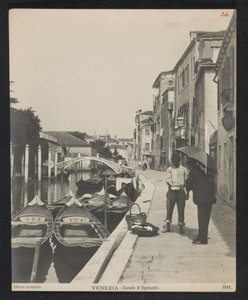 Gondoles sur le Canale di Ognissanti à Venise - Neue Photographische Gesellschaft