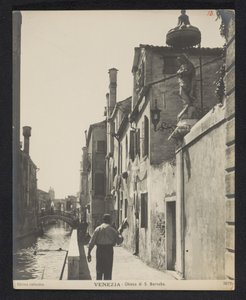 Quai le long de l