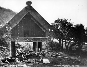 Une Patuka ou Maison de Chef, Lac Taupo, Nouvelle-Zélande, vers 1863-80 - New Zealander Photographer