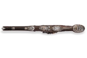 Une des deux pistolets à silex rayés montés en argent, Versailles, 1825 - Nicolas Noel Boutet