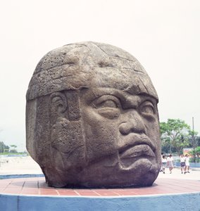 Tête colossale de San Lorenzo, Veracruz, Mexique, préclassique - Olmec