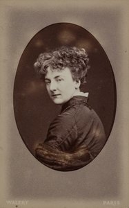Portrait de Jane Dieulafoy 1851-1916, vers 1890 - Ostroróg