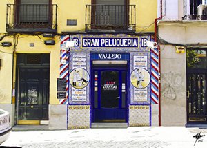 Salon de coiffure aux carreaux bleus - Osvaldo Russo