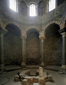 Vue intérieure du baptistère paléochrétien