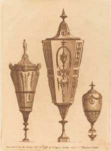 Trois vases classiques, un avec des têtes de satyre - Patrick Begbie