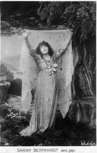 Henriette Rosine Bernard alias Sarah Bernhardt (1844-1923) en tant qu