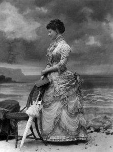 Mme Henry Standish (Hélène de Pérusse des Cars) 1882 photo Paul Nadar - Paul Nadar