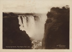 Chutes Victoria, La Grande Chute (photo n/b) - Percy M. Clark