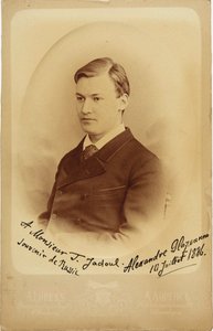 Portrait du compositeur Alexandre Glazounov, 1886 - Petersburg . Photo studio Alfred Lorens