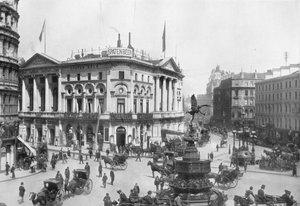 Piccadilly Circus, Westminster, Londres, vers 1910 1911 - Photochrom Co Ltd of London