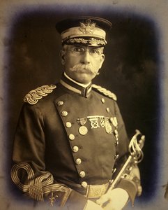 Officier non identifié de l