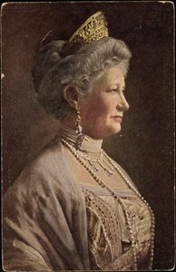 Artiste Ak Impératrice Auguste Victoria, Portrait, Couronne, Bijoux - Photographer German