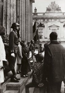 Au Mémorial des victimes du fascisme et du militarisme, les soldats de l