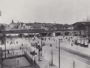 Charlottenburg, rue Hardenberg, gare du Jardin zoologique - Photographer German