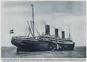 Imperator, paquebot construit pour la Hamburg America Line en 1913, utilisé par les Alliés pour transporter les troupes américaines aux États-Unis après la Première Guerre mondiale - Photographer German