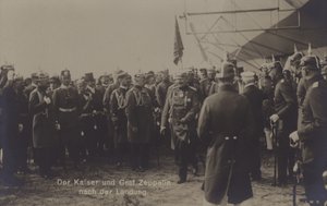 Kaiser Wilhelm II et le constructeur de dirigeables allemand Graf Ferdinand von Zeppelin après l