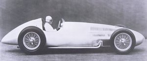 Voiture de course Grand Prix Mercedes Benz - Photographer German