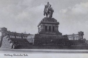 Monument à l