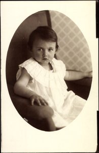 Passepartout Ak Princesse Hilda de Bavière enfant (photo n/b) - Photographer German