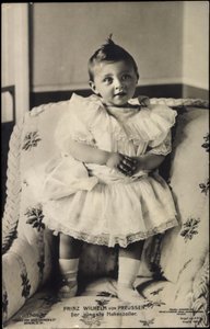 Prince Guillaume de Prusse dans un fauteuil - Photographer German