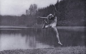 Le Corps Beau, Culture Physique pour Femmes (photo b/n) - Photographer German