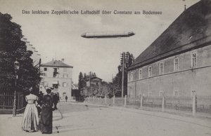 Zeppelin survolant Constance, Allemagne - Photographer German