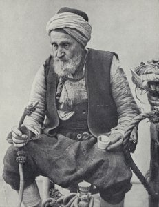 Paysans fumant une chicha, Izmir, Turquie (photo n/b) - Photographer Turkish