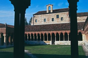 Cloître, Basilique de Saint Zénon (ou San Zeno Maggiore et San Zenone), Vérone (Liste du patrimoine mondial de l
