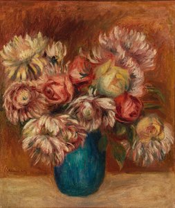 Fleurs dans un vase vert