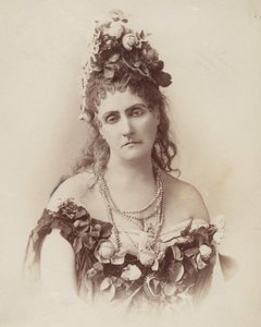 Comtesse de Castiglione, 1895