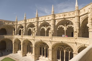 Vue des cloîtres depuis la galerie supérieure