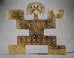 Pectoral en tumbaga moulé, de Huaca del Dragon, Caldas, Colombie, style Tolima