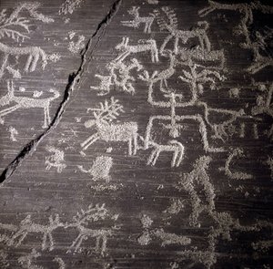 Civilisation des Camunni, Préhistoire, art rupestre : roche funéraire, détails de la grande roche de Naquane, en Valcamonica. Museo archeologico de Milan