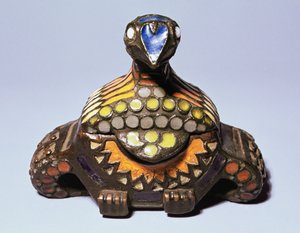 Boîte à pigeons des ateliers de Talashkino, vers 1908 (bronze et émail)